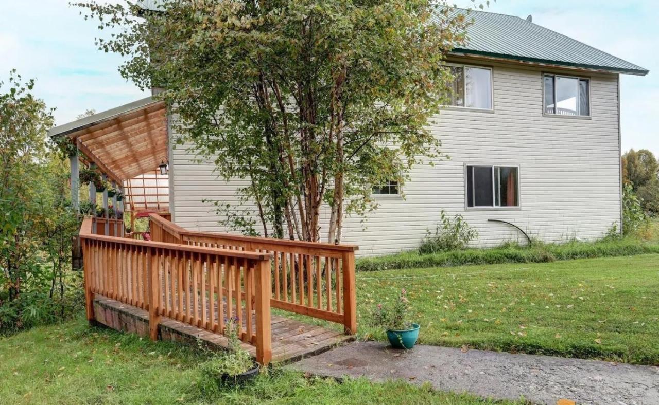 Falcon'S Nest Bed And Breakfast Talkeetna Exterior photo