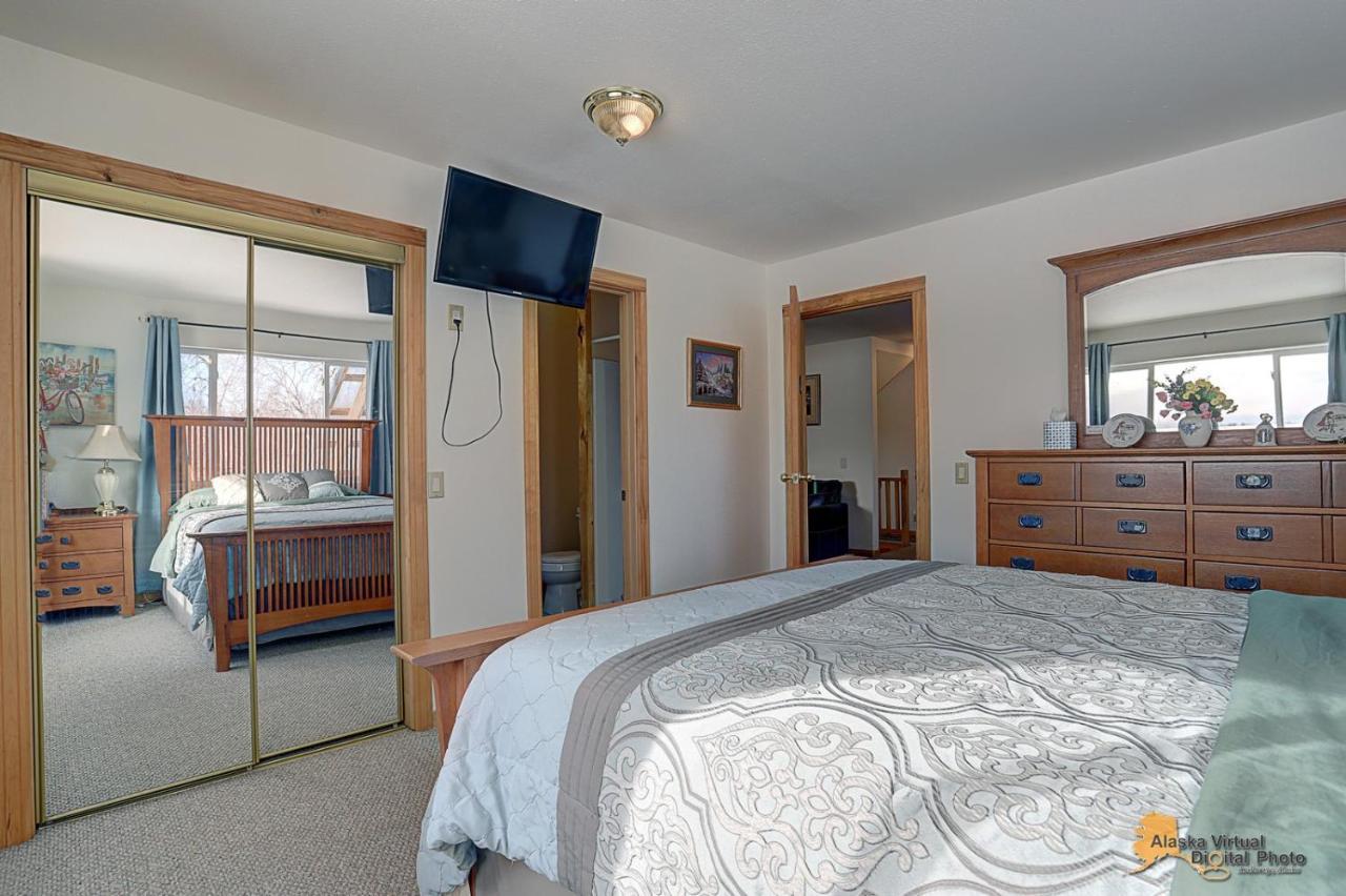Falcon'S Nest Bed And Breakfast Talkeetna Exterior photo