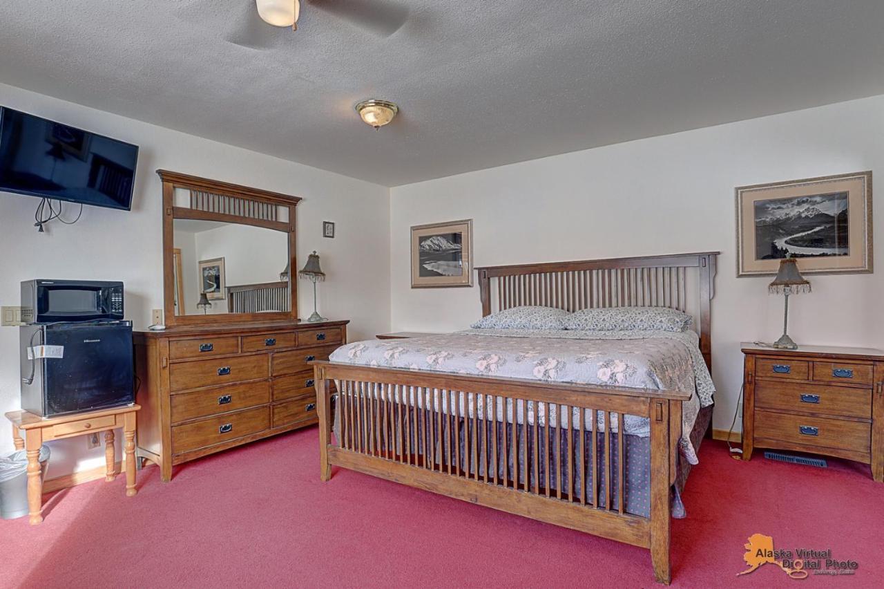 Falcon'S Nest Bed And Breakfast Talkeetna Exterior photo